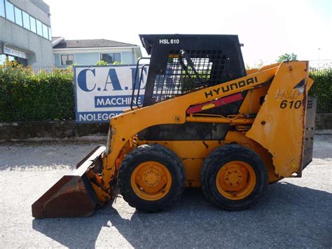 Hyundai HSL610 Skid Steer Loader 